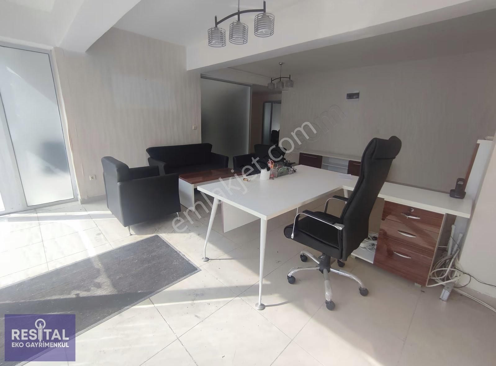 Hüdavendigar Mahallesi Eşyalı Kiralık Dükkan & Ofis