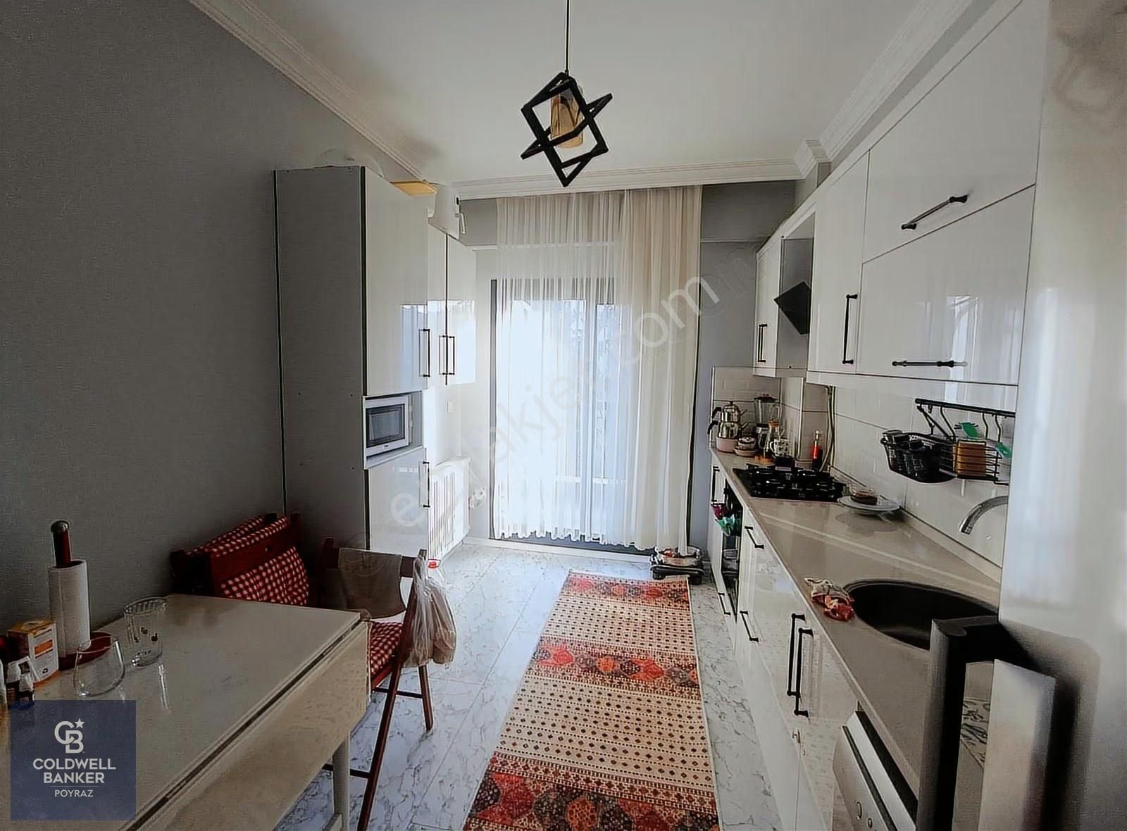 Menderes Coldwell Banker Poyraz'dan Cadde Üzeri Ferah 2+1 Daire - Görsel 11