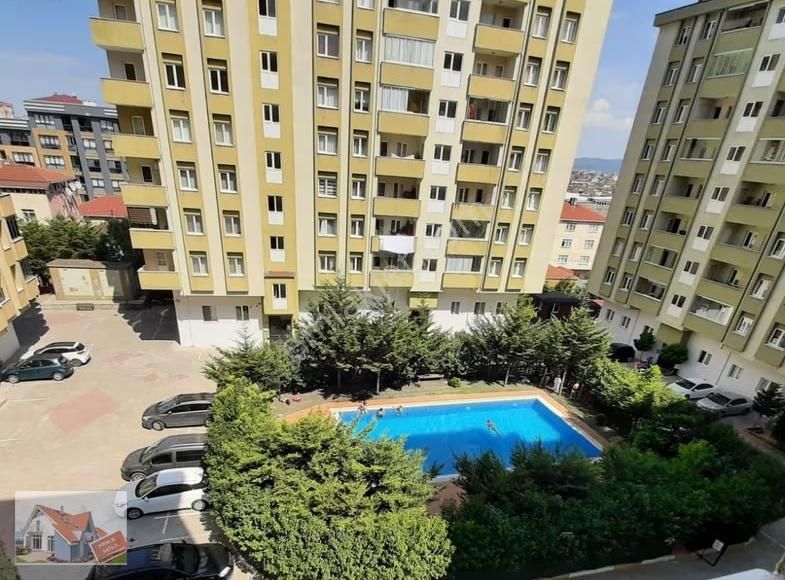 Altınşehir Metroya Yakın Sitede Kiralık 2+1 Daire