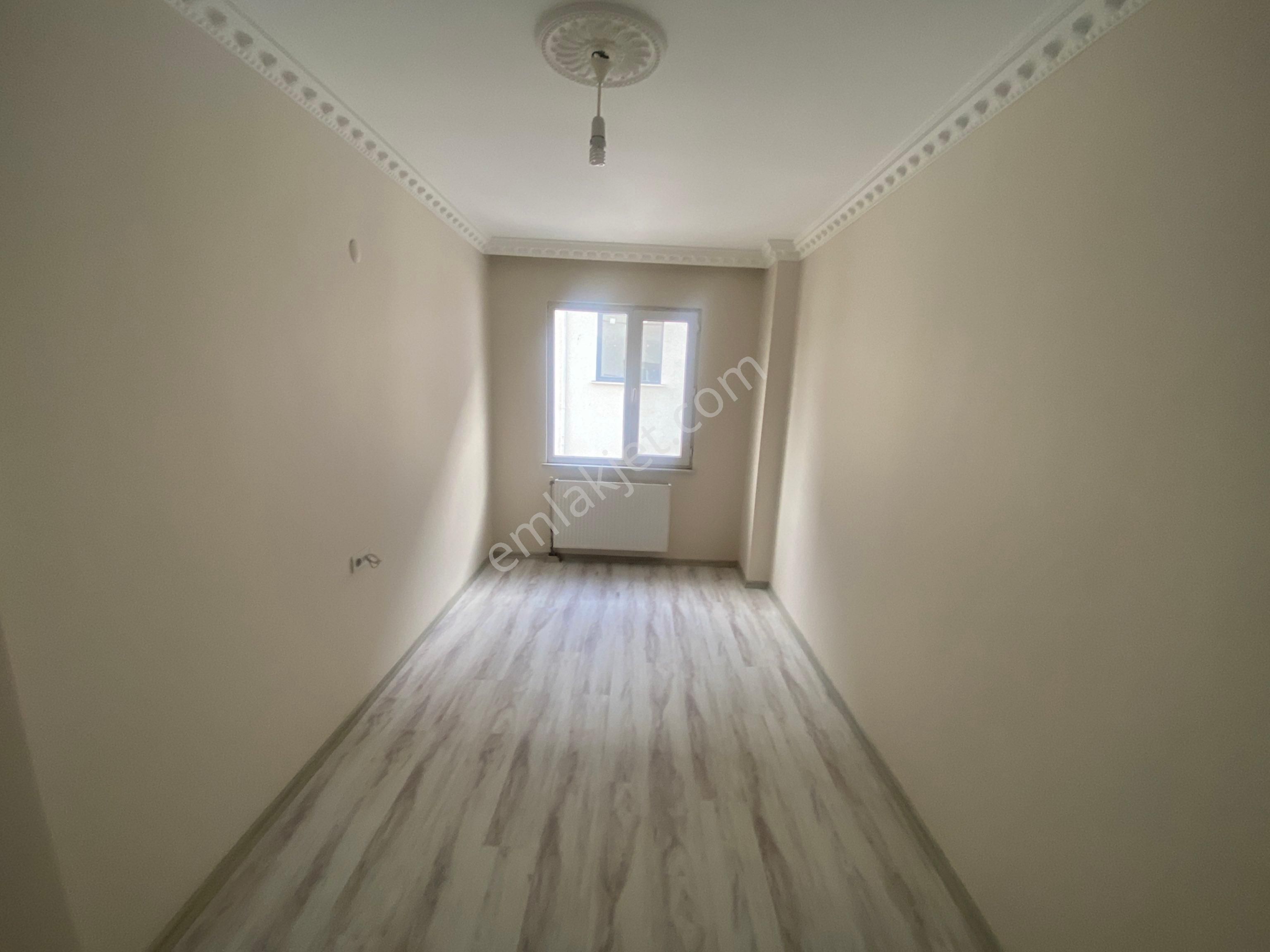 Uğur Emlaktan G M K Paşa Mah 2+1 3. Kat Merkezde Daire - Görsel 16