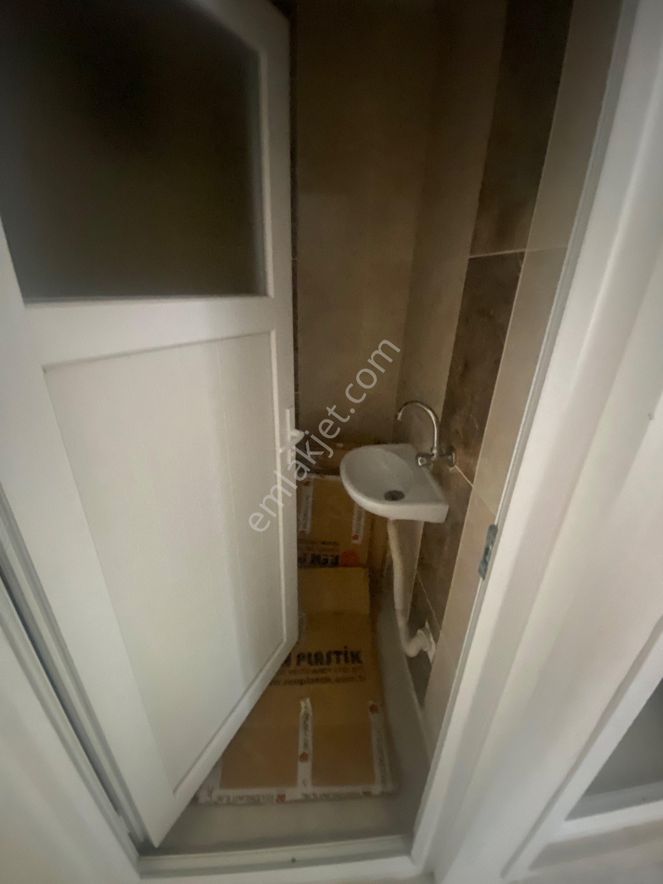 Uğur Emlaktan G M K Paşa Mah 2+1 3. Kat Merkezde Daire - Görsel 9