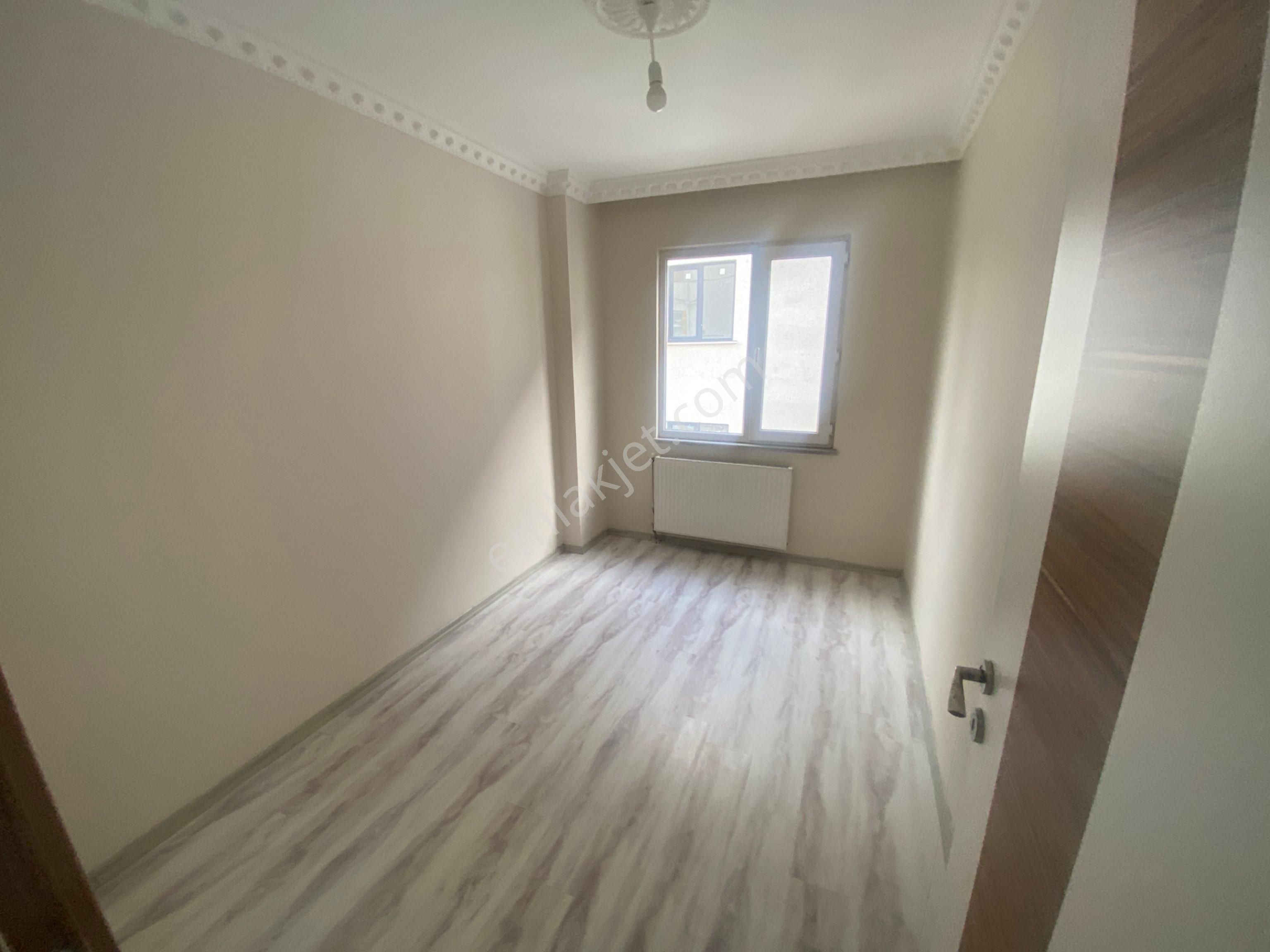 Uğur Emlaktan G M K Paşa Mah 2+1 3. Kat Merkezde Daire - Görsel 13