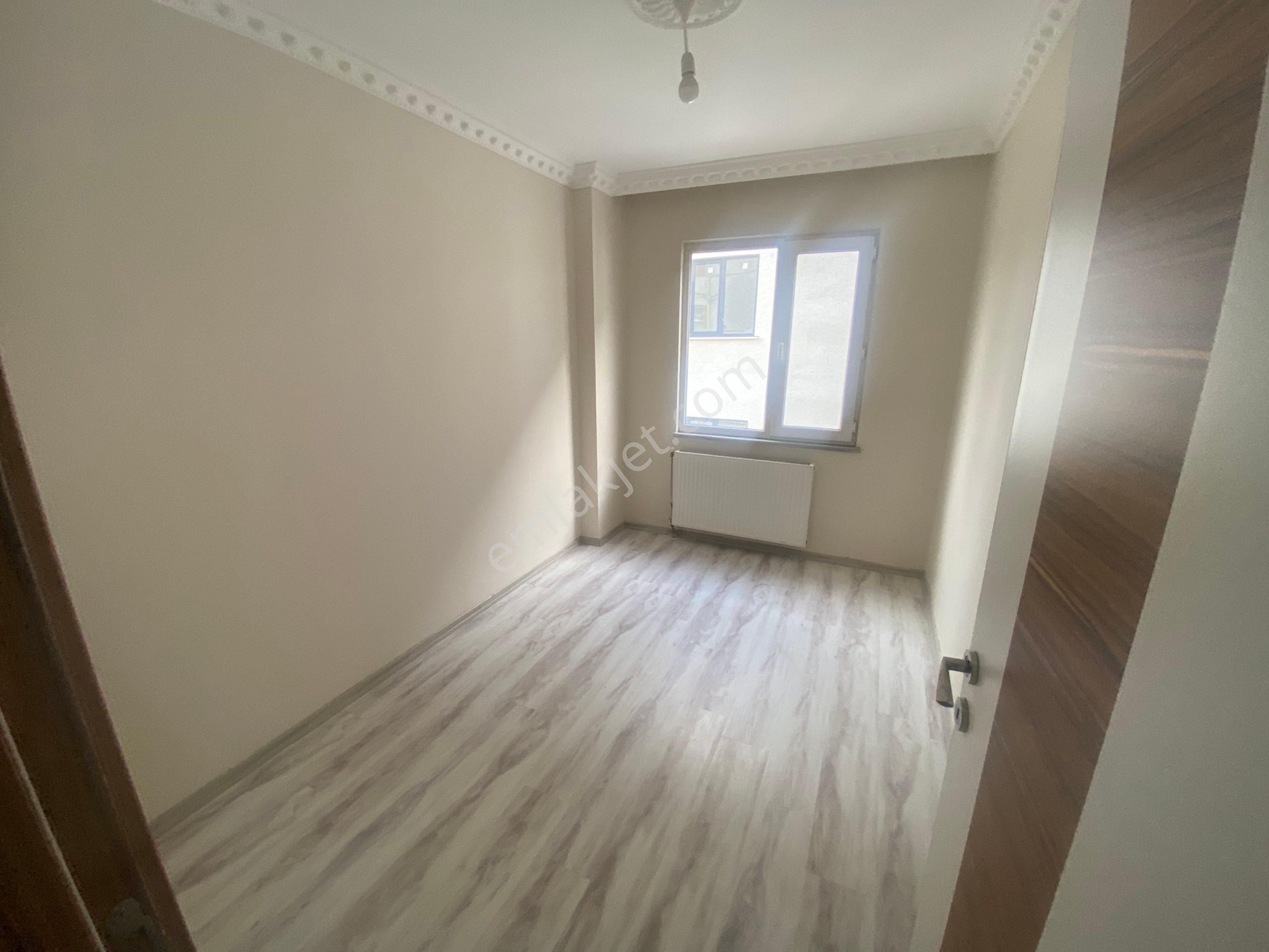 Uğur Emlaktan G M K Paşa Mah 2+1 3. Kat Merkezde Daire - Görsel 15