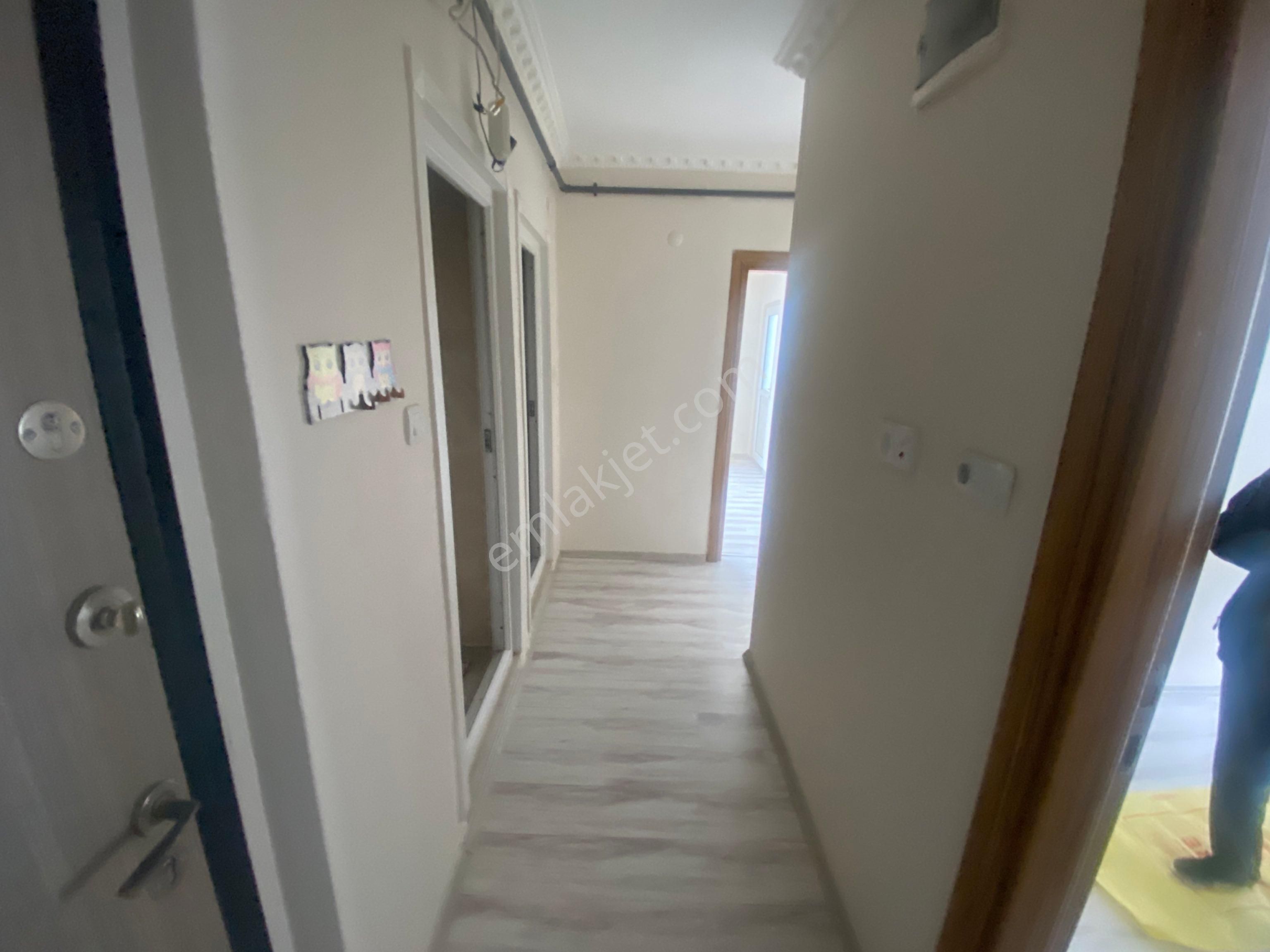 Uğur Emlaktan G M K Paşa Mah 2+1 3. Kat Merkezde Daire - Görsel 7