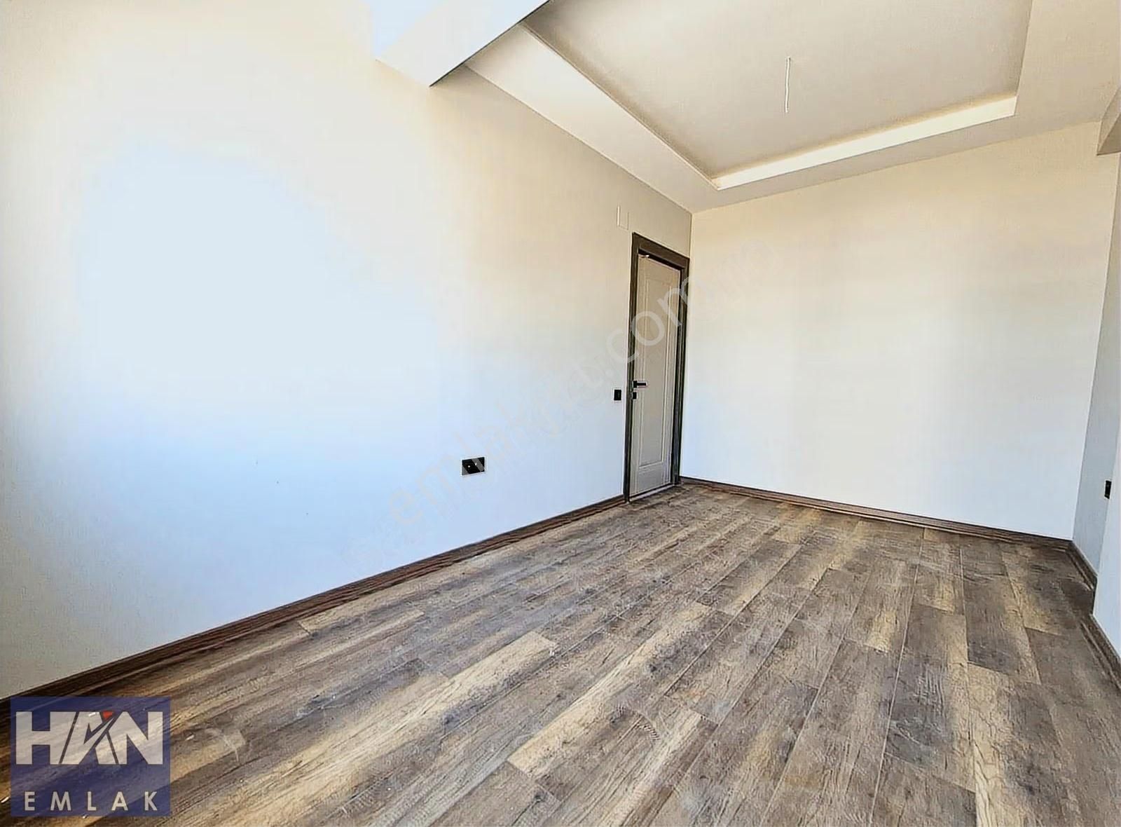 Han Emlak'tan Mezitli'nin En Gözde Yerinde Sıfır 2+1 Satılık - Görsel 2