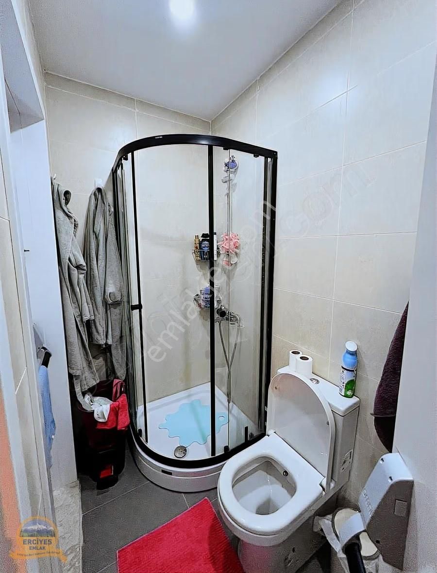 Erciyes'den Kaptanarifte Yeni Binada 3+1 Balkonlu, Ebeveynli - Görsel 19