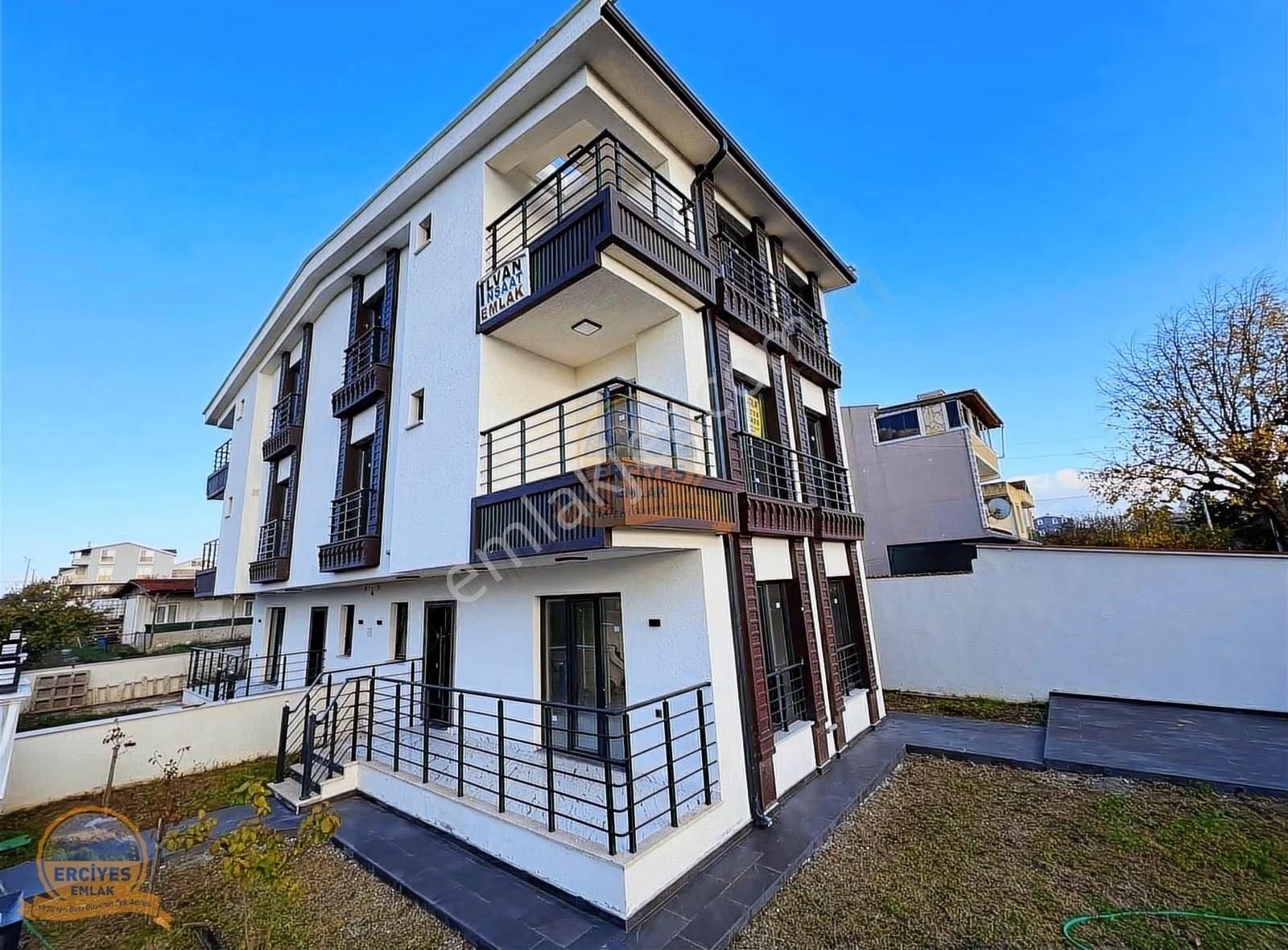 Erciyes'den Yeniçiftlikte Denize 250m Köşebaşı 4+1 Eşsiz Villa - Görsel 4