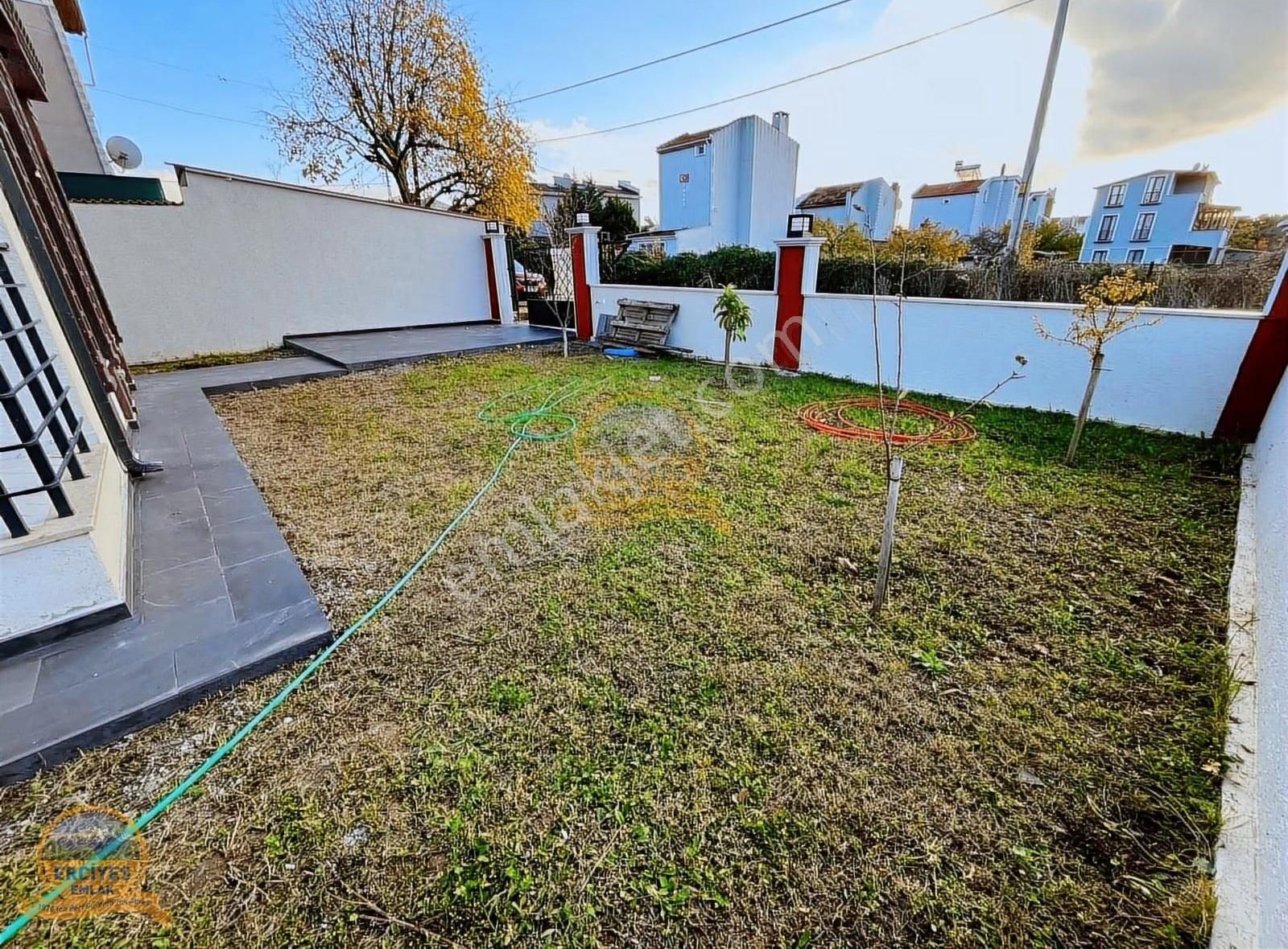 Erciyes'den Yeniçiftlikte Denize 250m Köşebaşı 4+1 Eşsiz Villa - Görsel 12