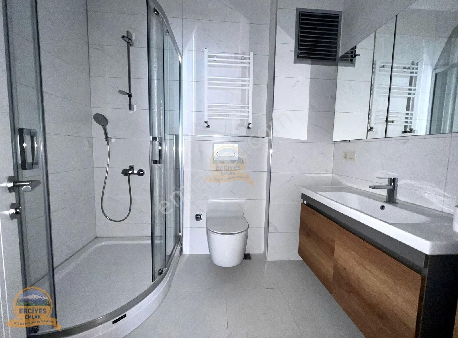Erciyes'den Erenköy'de Yeni Binada Balkonlu, 3+1 Ebeveynli - Görsel 6