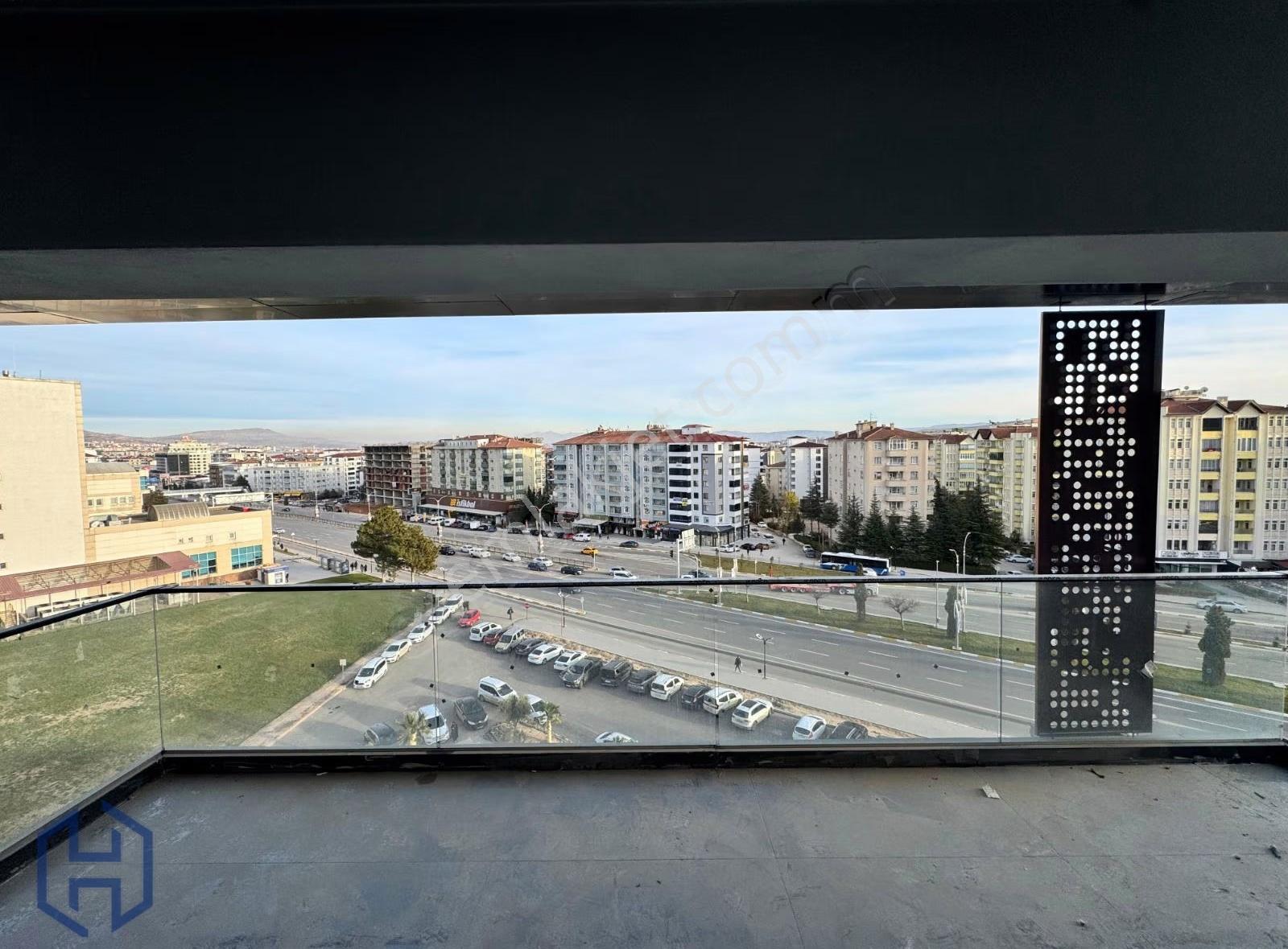 Vista Tower'da Harbert Gayrimenkul Güvencesiyle Satılık Daire - Görsel 18
