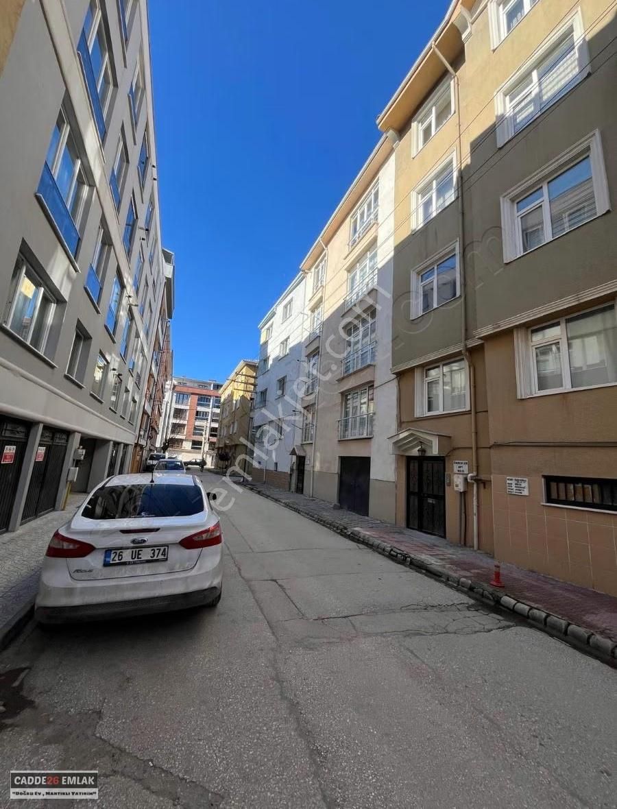 Cadde26 Dan Gaffar Okkan Caddesinin Dibinde Yatırımlık 2+1 Daire - Görsel 9