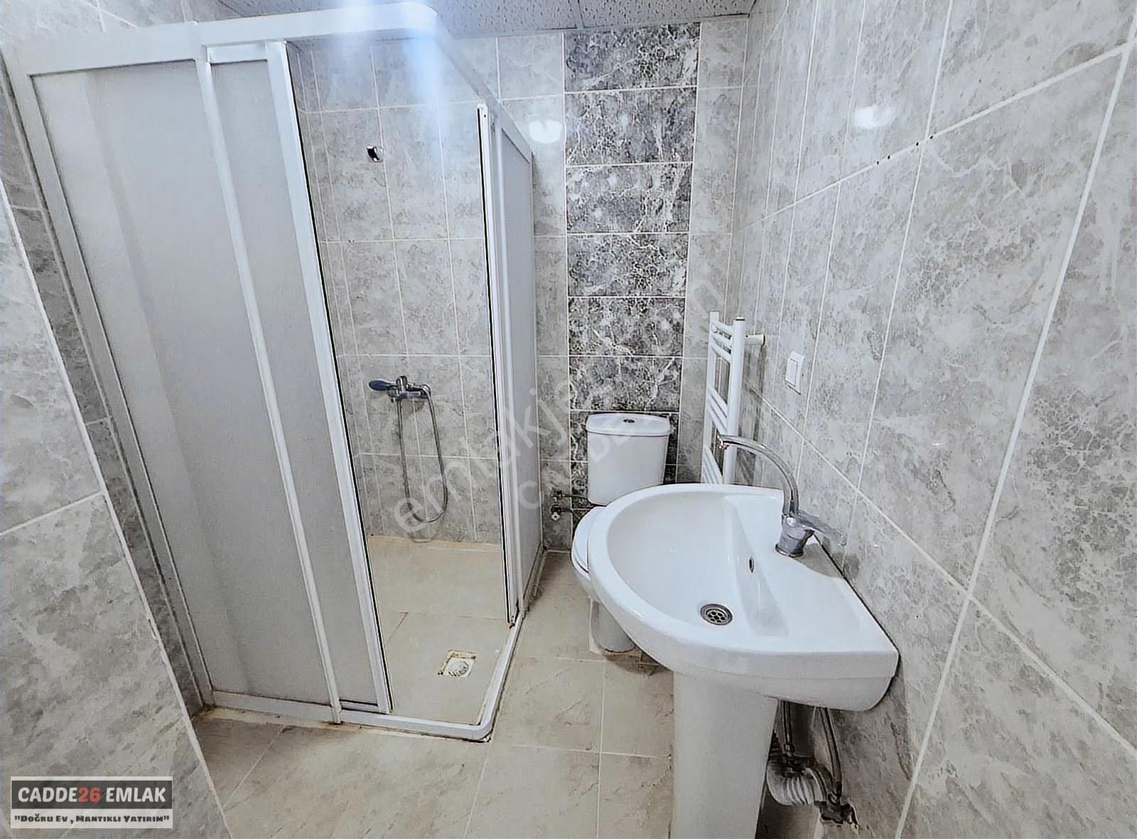 Cadde26 Dan 71 Evlerde 3. Kat Asansörlü 2+1 Daire - Görsel 8