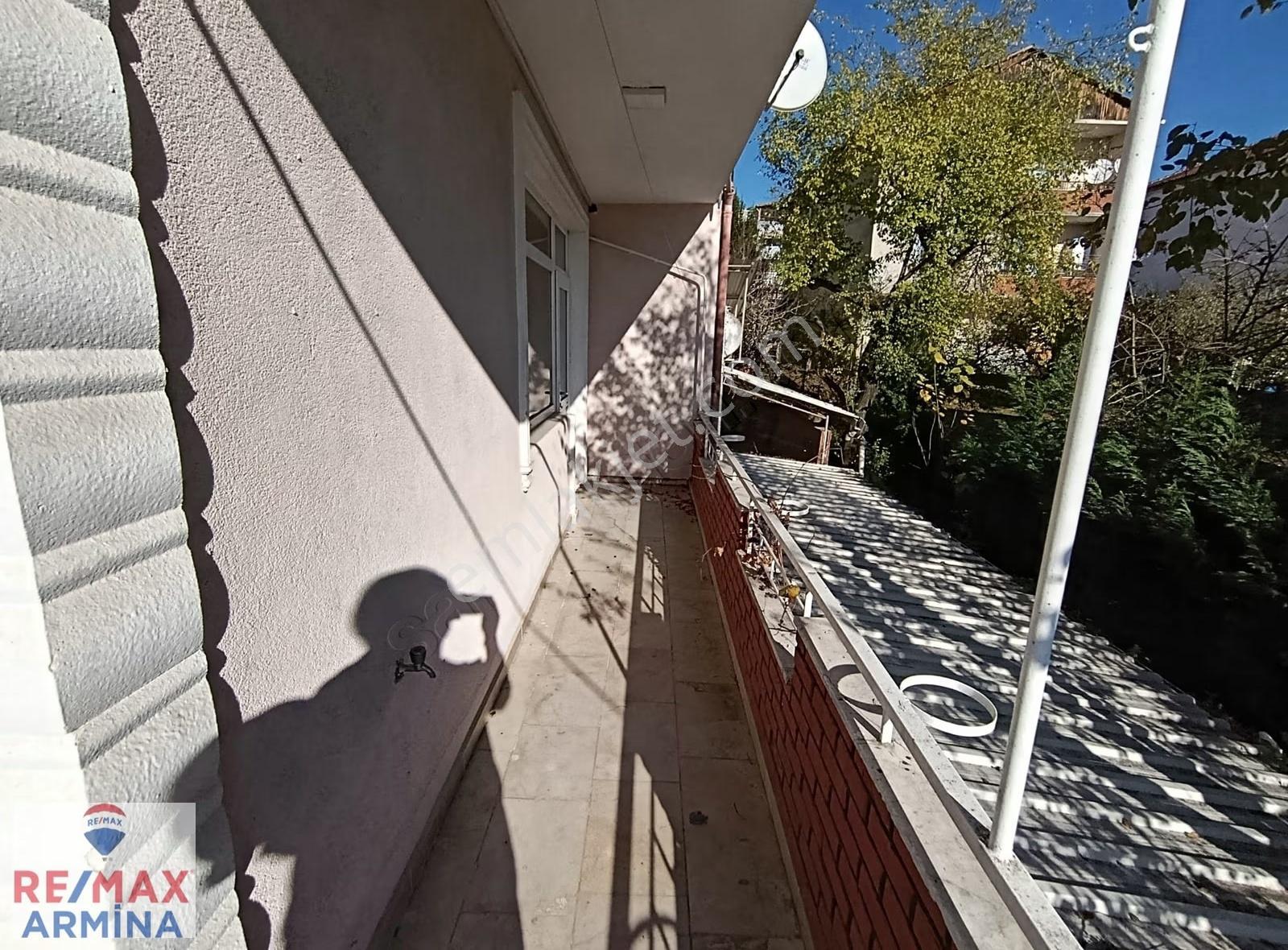 İzmit Gündoğduda Doğa İle İç İçe, Temiz Havalı Aile Apartmanı - Görsel 17