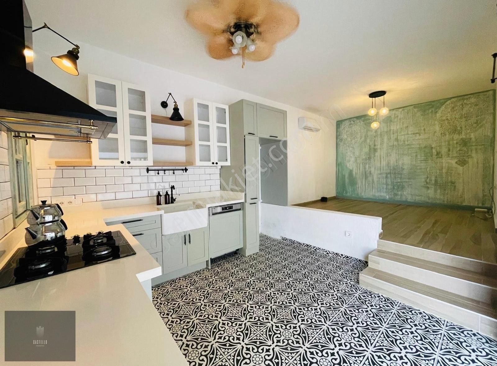 Bodrum Yalıkavak Kızılburun Mevkiinde Yıllık Kiralık 2+1 Daire