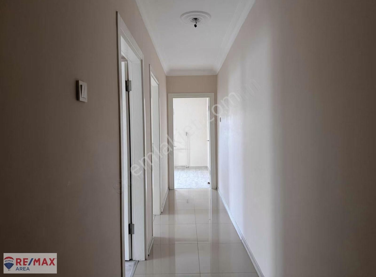 Remax Area Dan Beşevler De Site İçi Satılık 3+1 Manzaralı Daire - Görsel 26