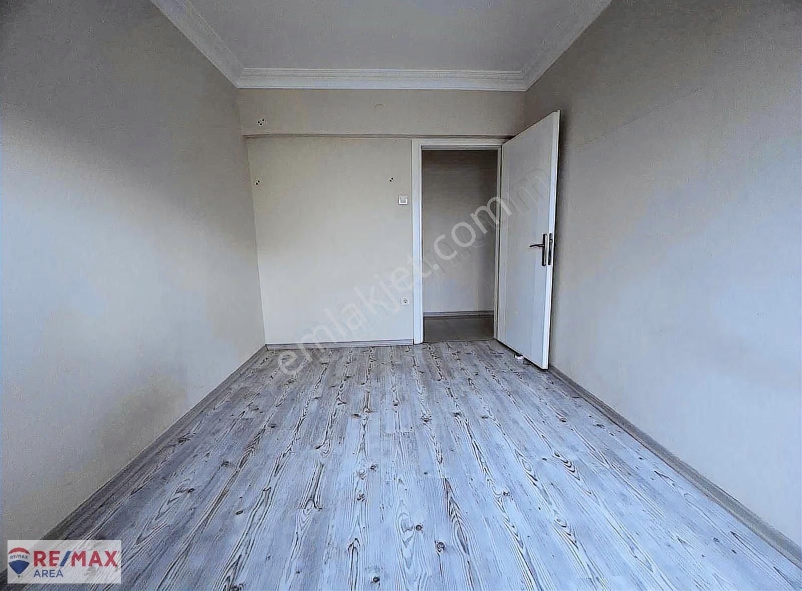 Remax Area Dan Beşevler De Site İçi Satılık 3+1 Manzaralı Daire - Görsel 28
