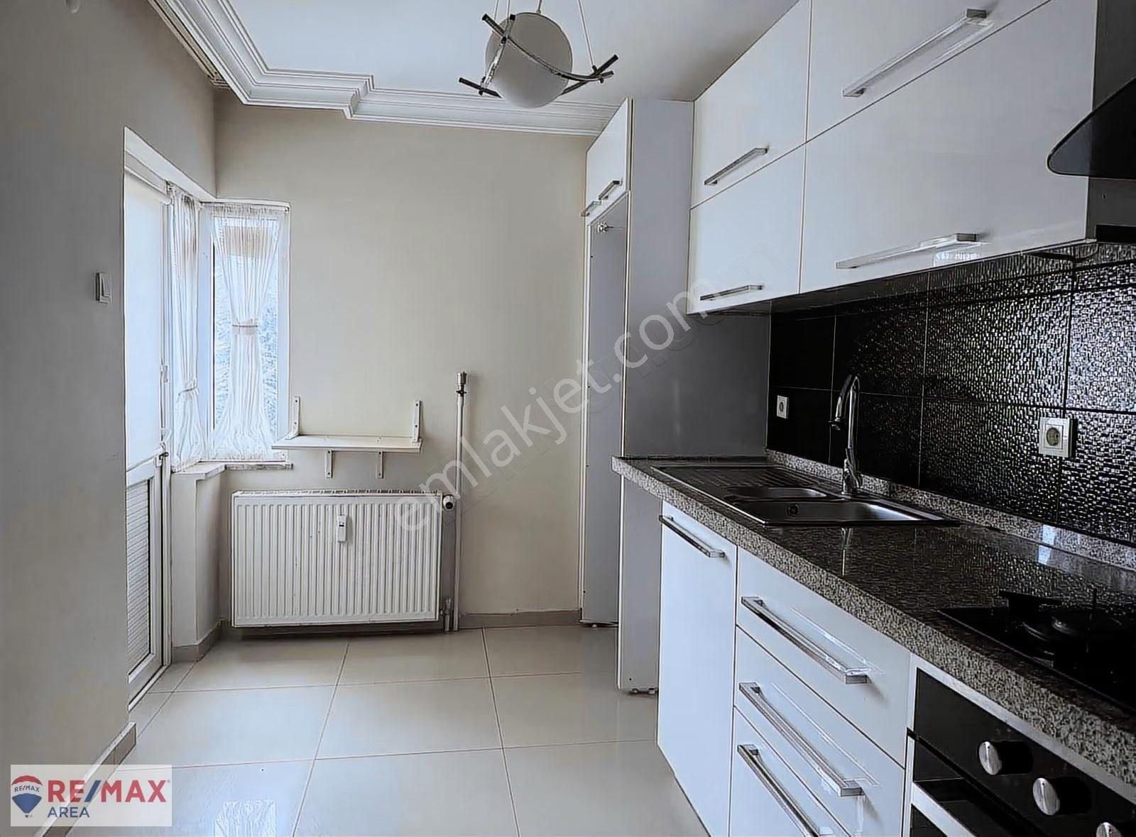 Remax Area Dan Beşevler De Site İçi Satılık 3+1 Manzaralı Daire - Görsel 4