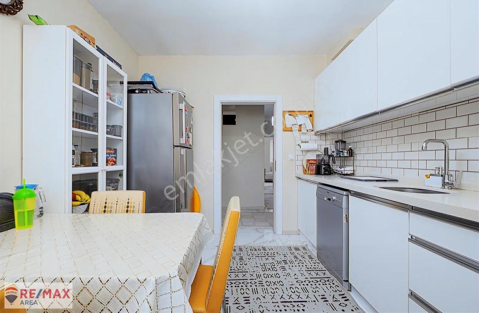 Remax Area Dan Ataevler Yarenkent Sitesi Satılık Geniş 3+1 Daire - Görsel 5