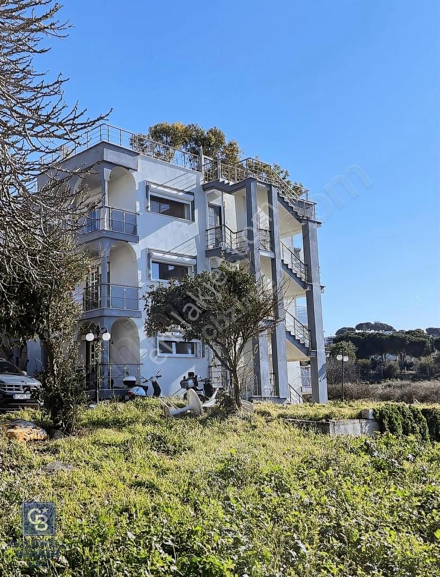 Muhteşem Konumda Denize Sıfır - Görsel 8