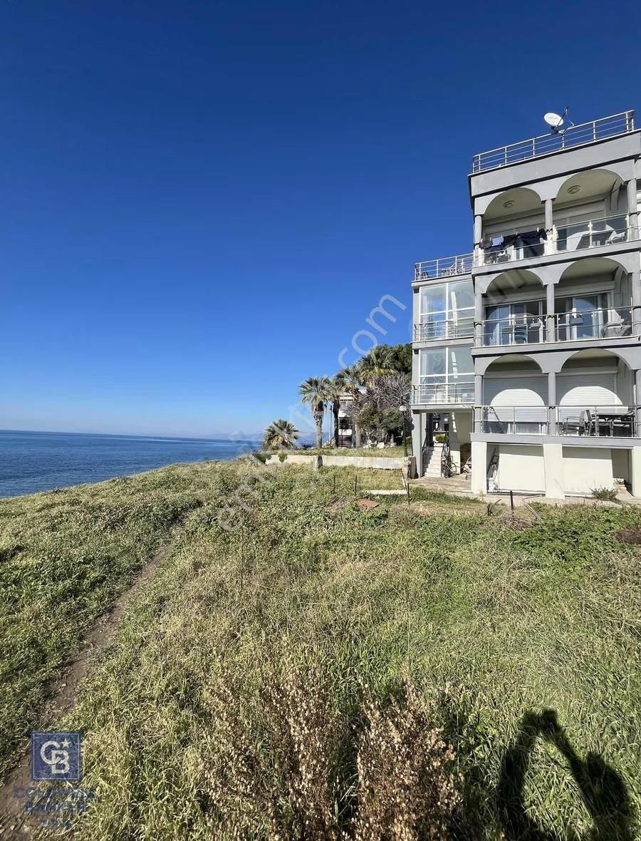 Muhteşem Konumda Denize Sıfır