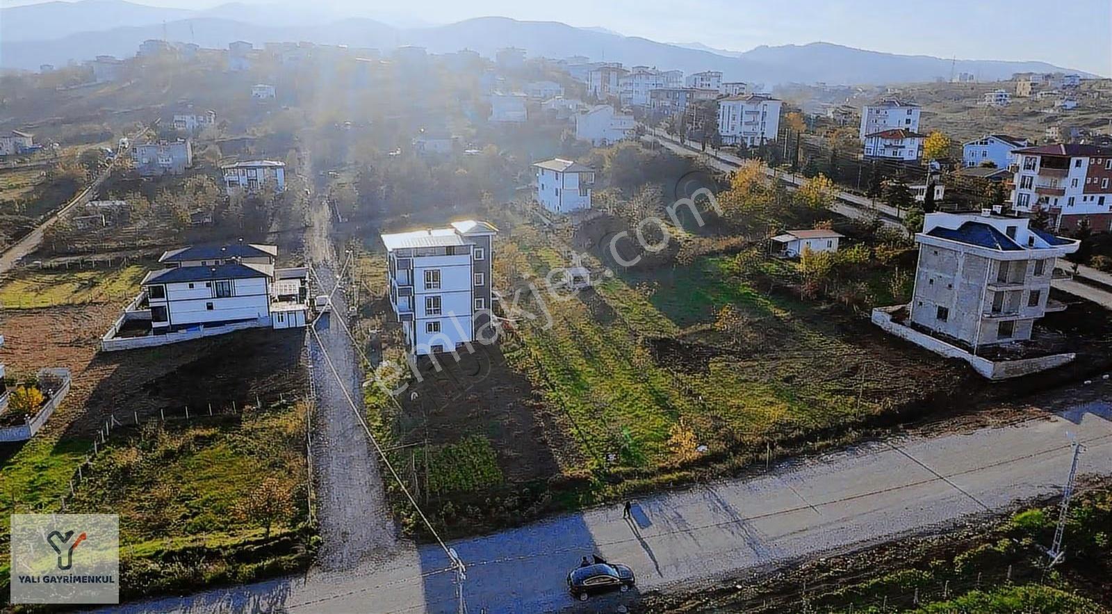 Yalı Gayrimenkul | Çatalçam'da Ana Yola Yakın Satılık Arsa