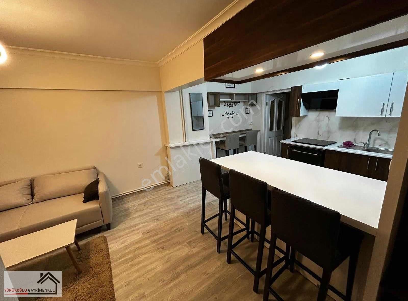 Fethiye Mahallesinde Metroya Yakın 1+1 Eşyalı Satılık Daire