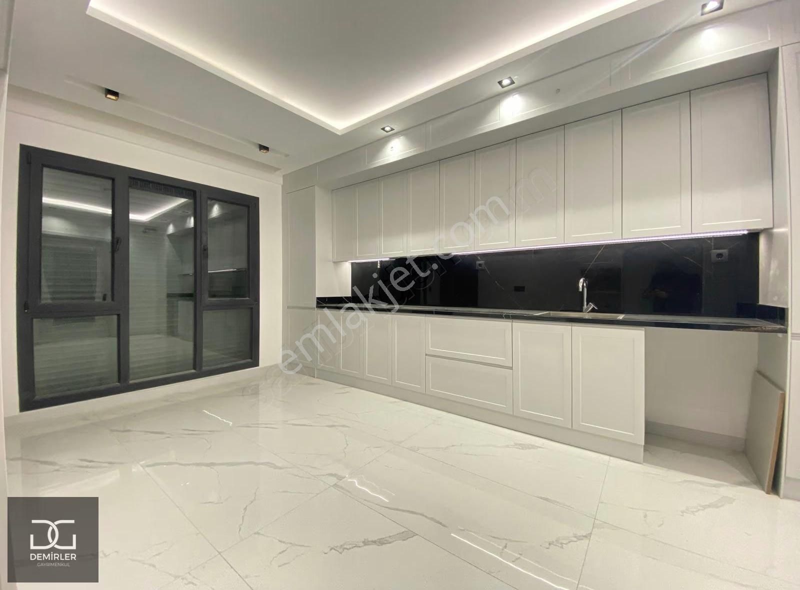 Demirler'den Selçuk Bey Mahallesine 3+1 Satılık Daire