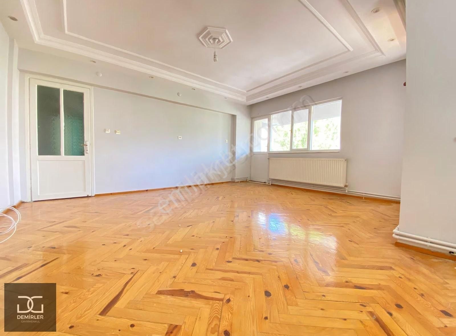 Demirler'den Çamlığın En Gözde Konumunda Satılık 3+1 - Görsel 12