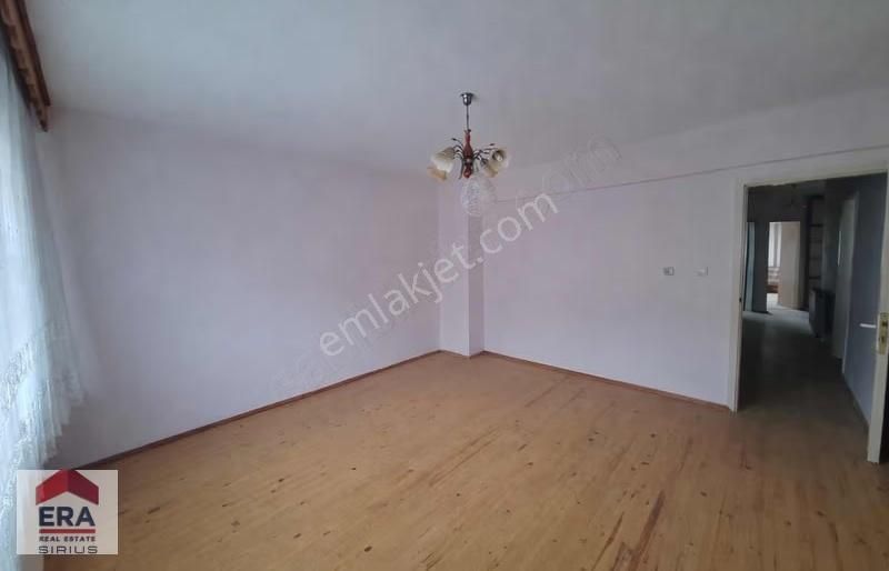 Çınar Merkezi Konumda Asansörlü 3+1 Arakat Daire - Görsel 10