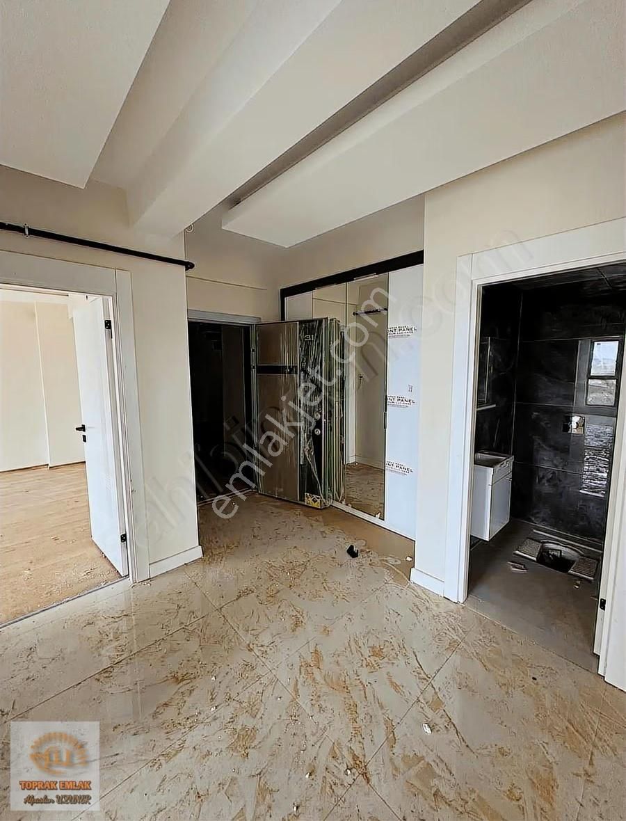 Şentepe Mah ( Sağ Taraf ) Satılık Lüx 3+1 Fırsat Daire !!! - Görsel 15