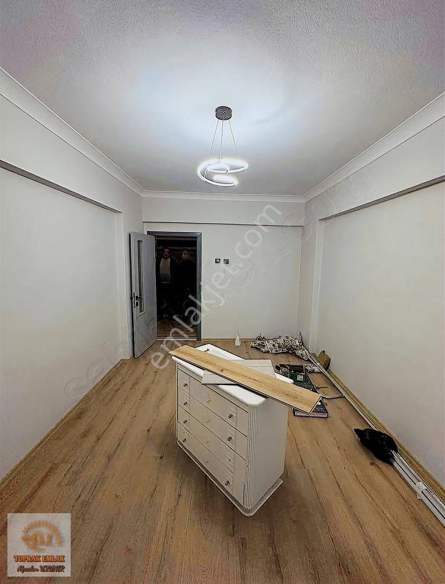 Gazi Mahallesinde Full Yapılı 3+1 Satılık Daire - Görsel 9