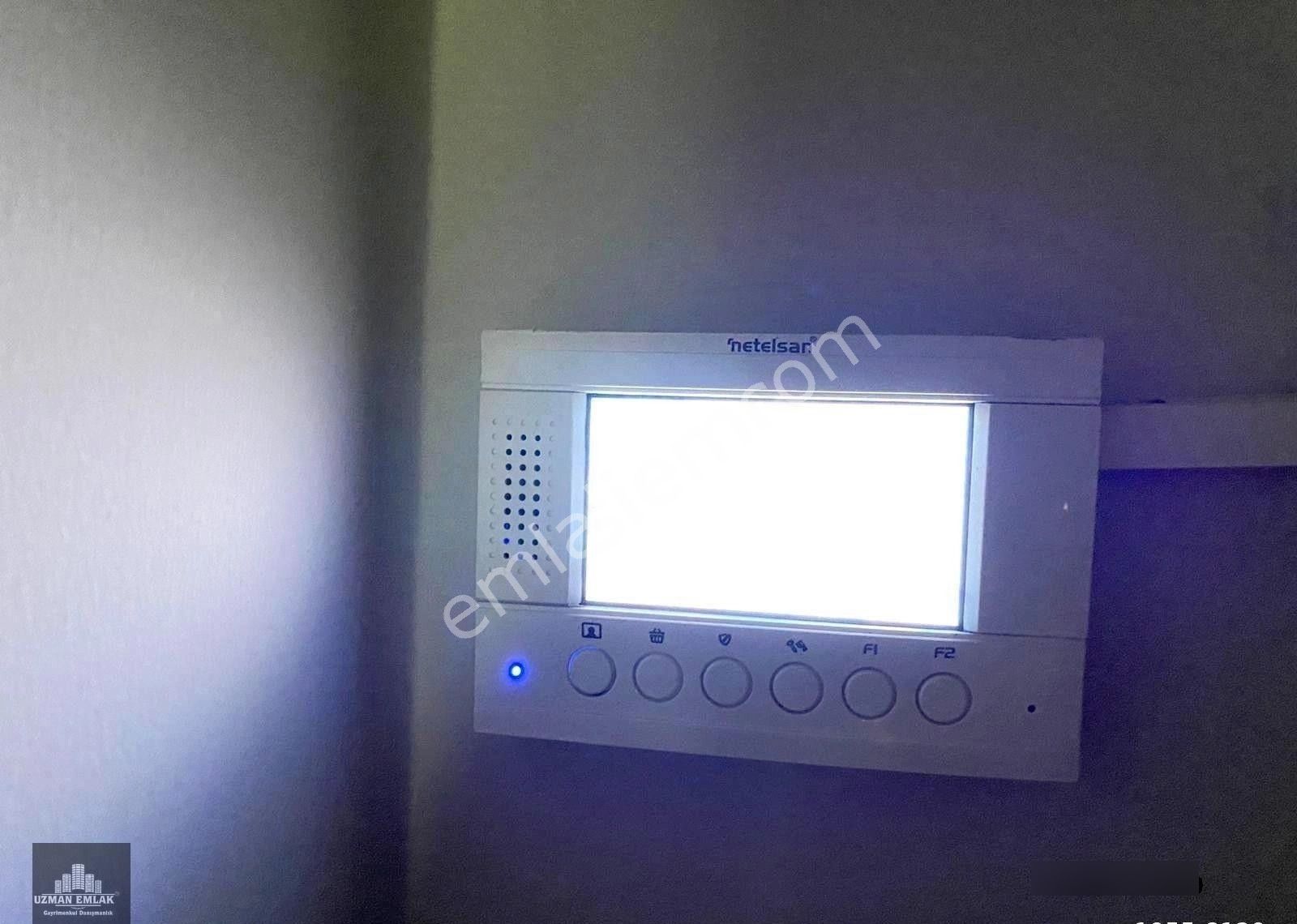 Uzman Emlak'dan İncirli Mh'de Cadde Üzerinde Isı Yalıtımlı Katta Bağımsız Yapılı 3+1 Daire - Görsel 4