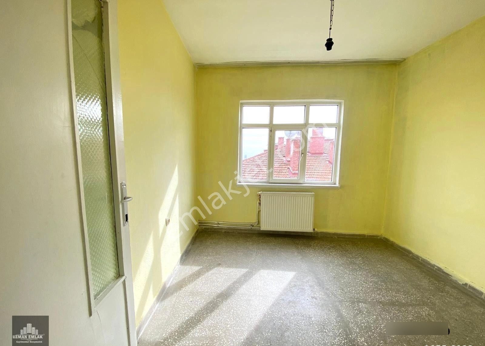 Uzman Emlak'dan Etlik Mh'de Adnan Yüksel Caddesine 1 Bina Mesafede Orta Katta 3+1 Daire - Görsel 13