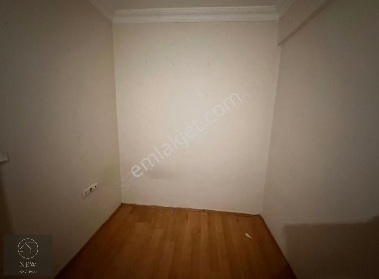 New Emlak'tan Eczacılık Faültesi Yakınında Kiralık 1+1 Daire - Görsel 5