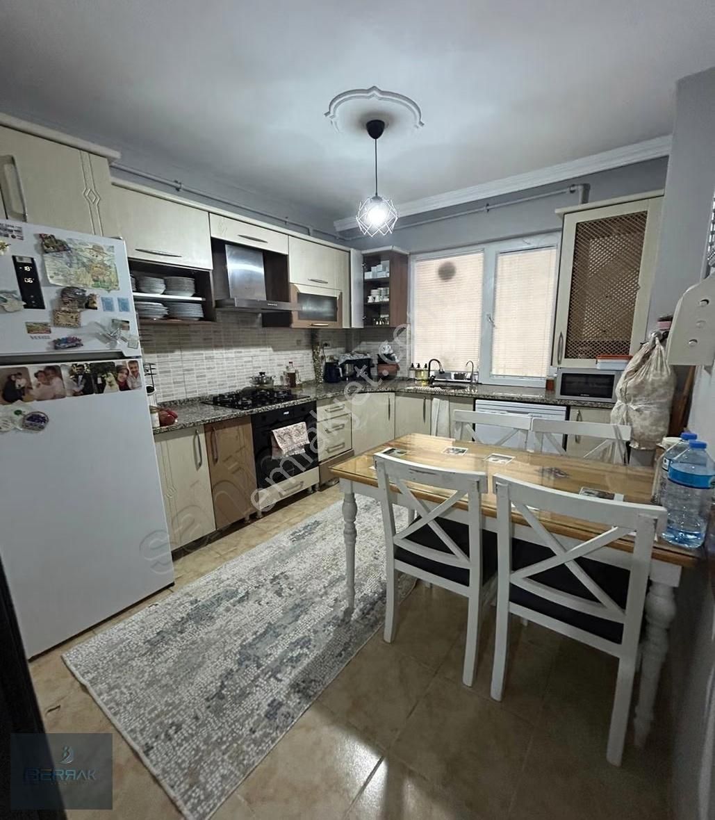 Reşadiye Mah 2008 Yapımı Satılık Yüksek Giriş 3+1 Daire