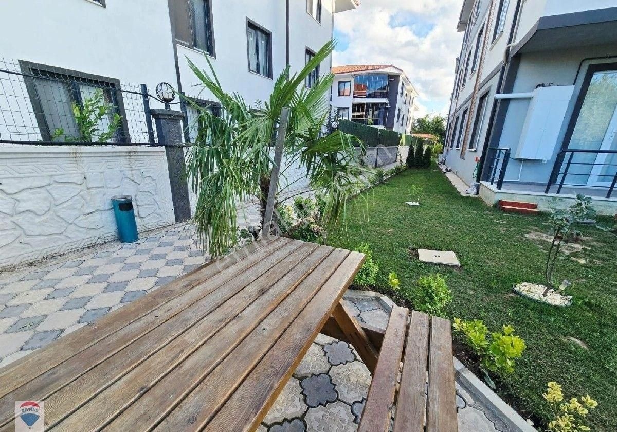 Re/max Cemil Demirli'den Harika Sitede 2+1 - Görsel 2