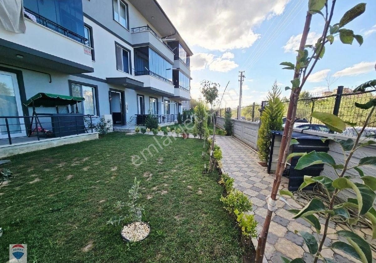 Re/max Cemil Demirli'den Harika Sitede 2+1 - Görsel 3