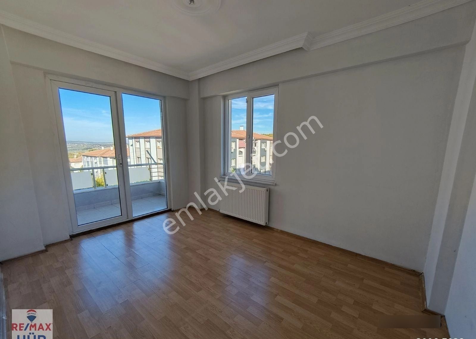 Remax-hür Fatma Yıldız Dan Korucuk Merkezde Kiralık 2+1 Daire - Görsel 4
