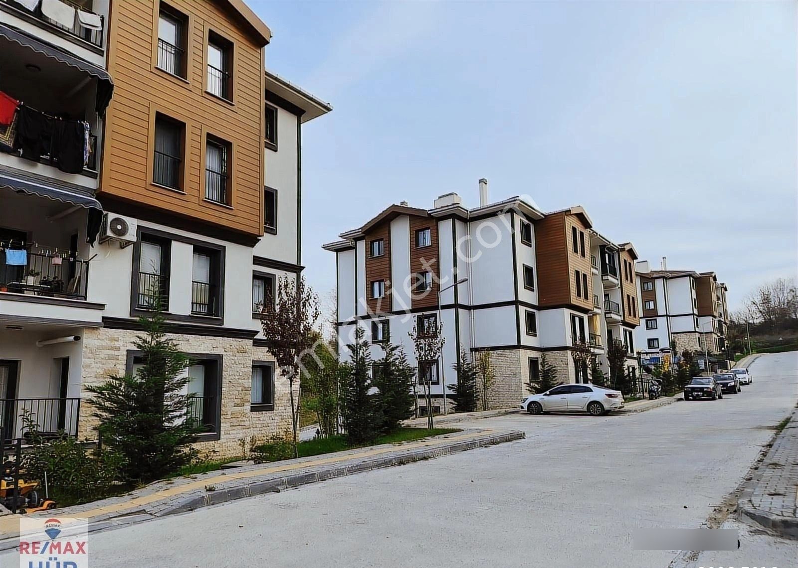 Remax-hür Fatma Yıldız Dan Alandüzü Toki De Satılık 2+1 Ara Kat - Görsel 4