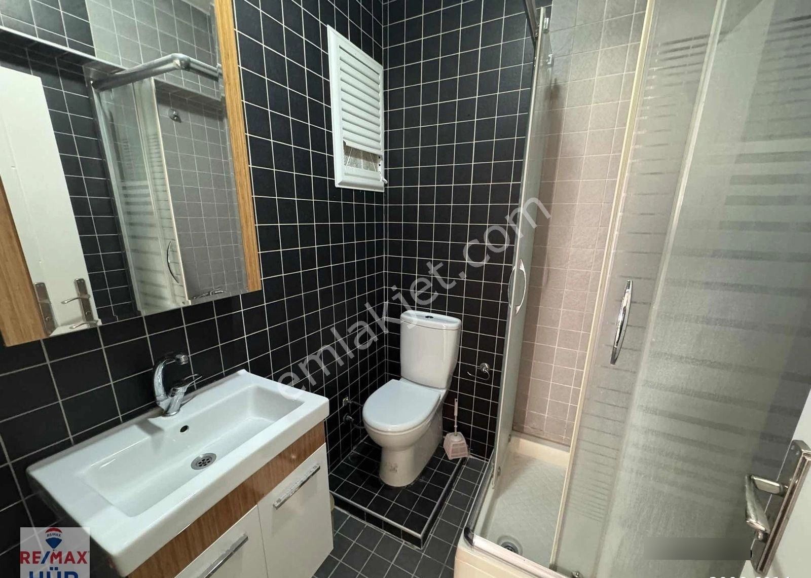 Serdivan Ünigarden Sitesinde 1+1 Kiralık Eşyalı Daire - Görsel 9