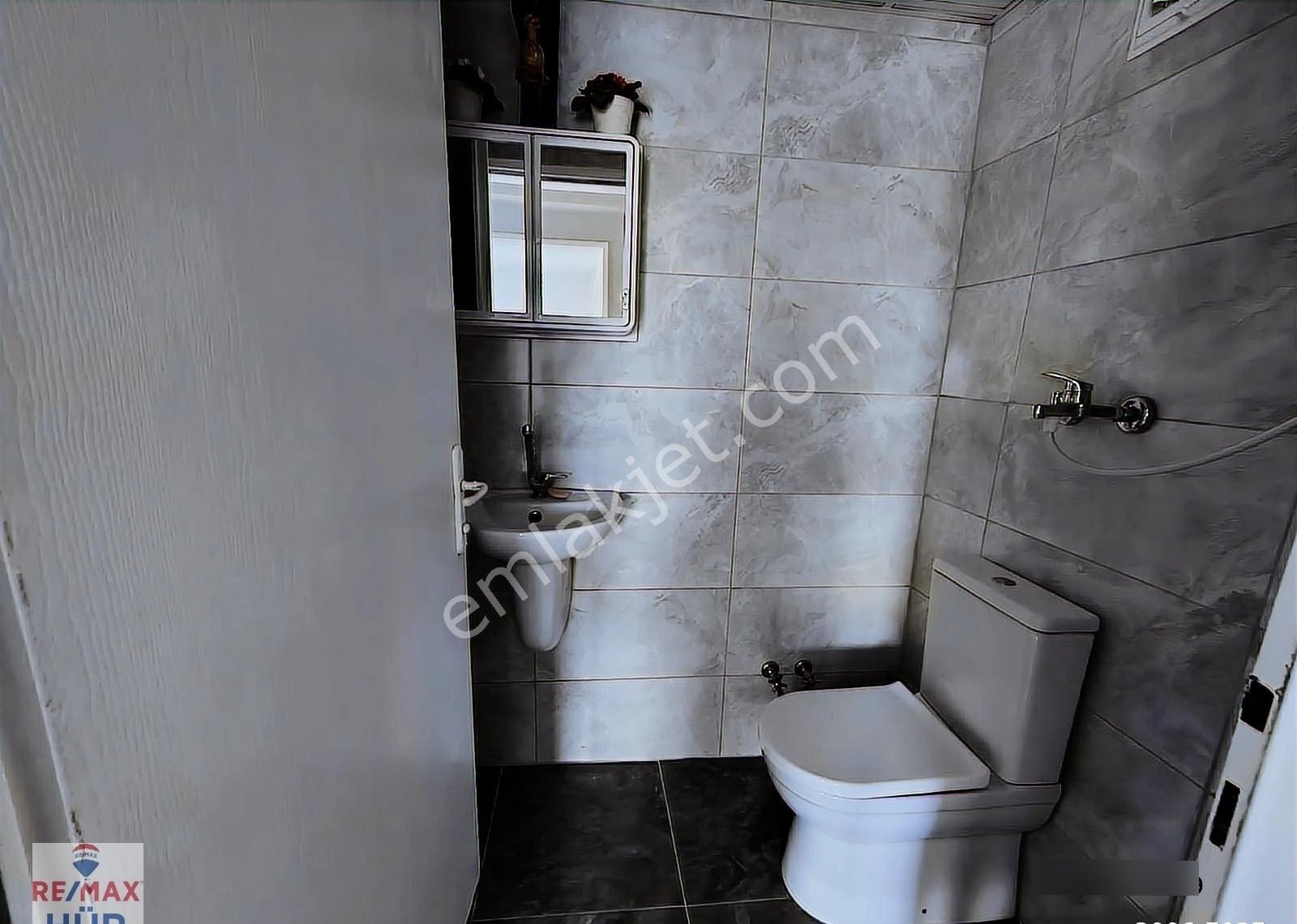 Remax-hür Fatma Yıldız Dan Karaman Da Satılık 3+1 Daire - Görsel 13