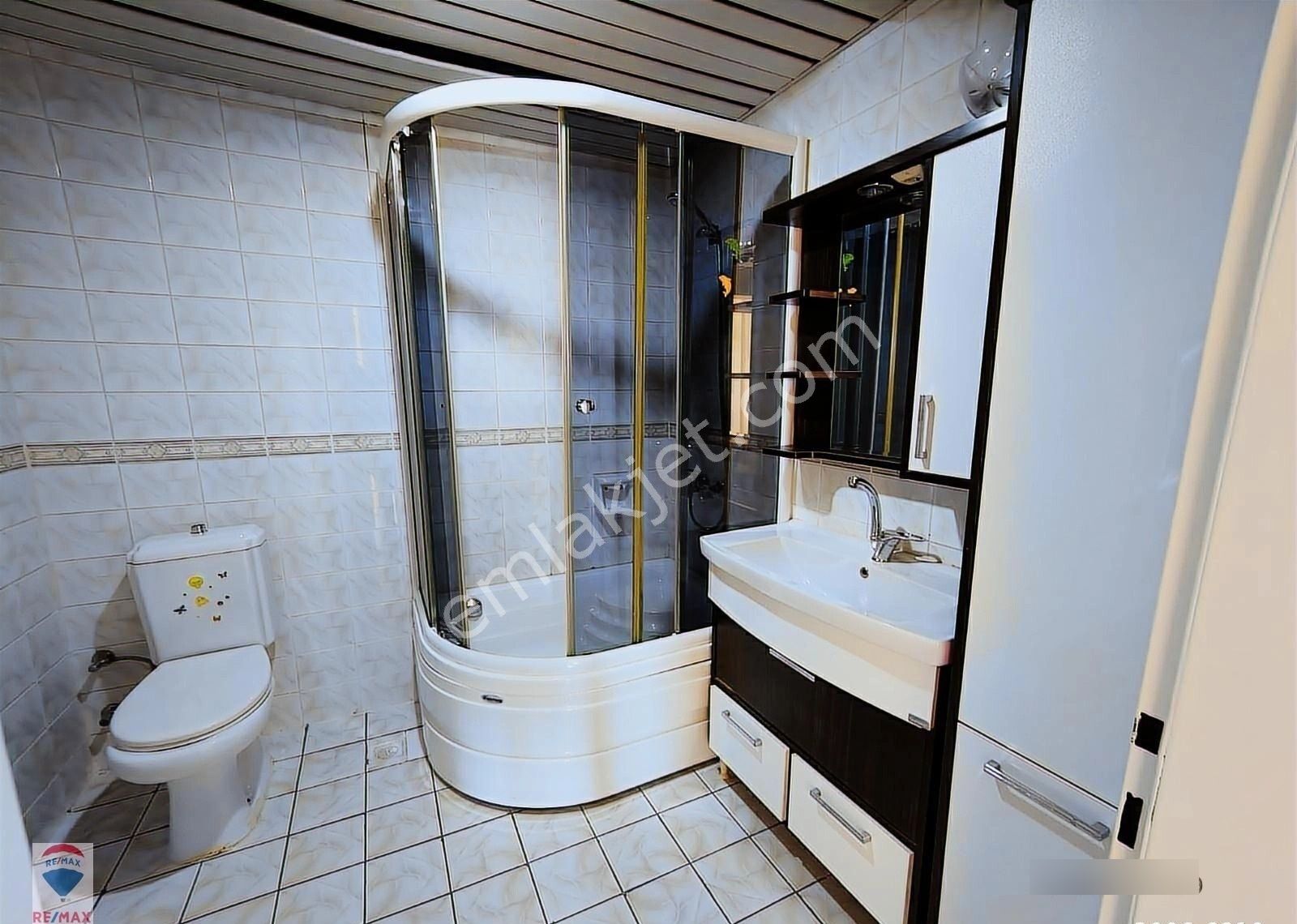 Remax Hür Fatma Yıldız Dan Korucuk Merkezde Kiralık 3+1 - Görsel 7