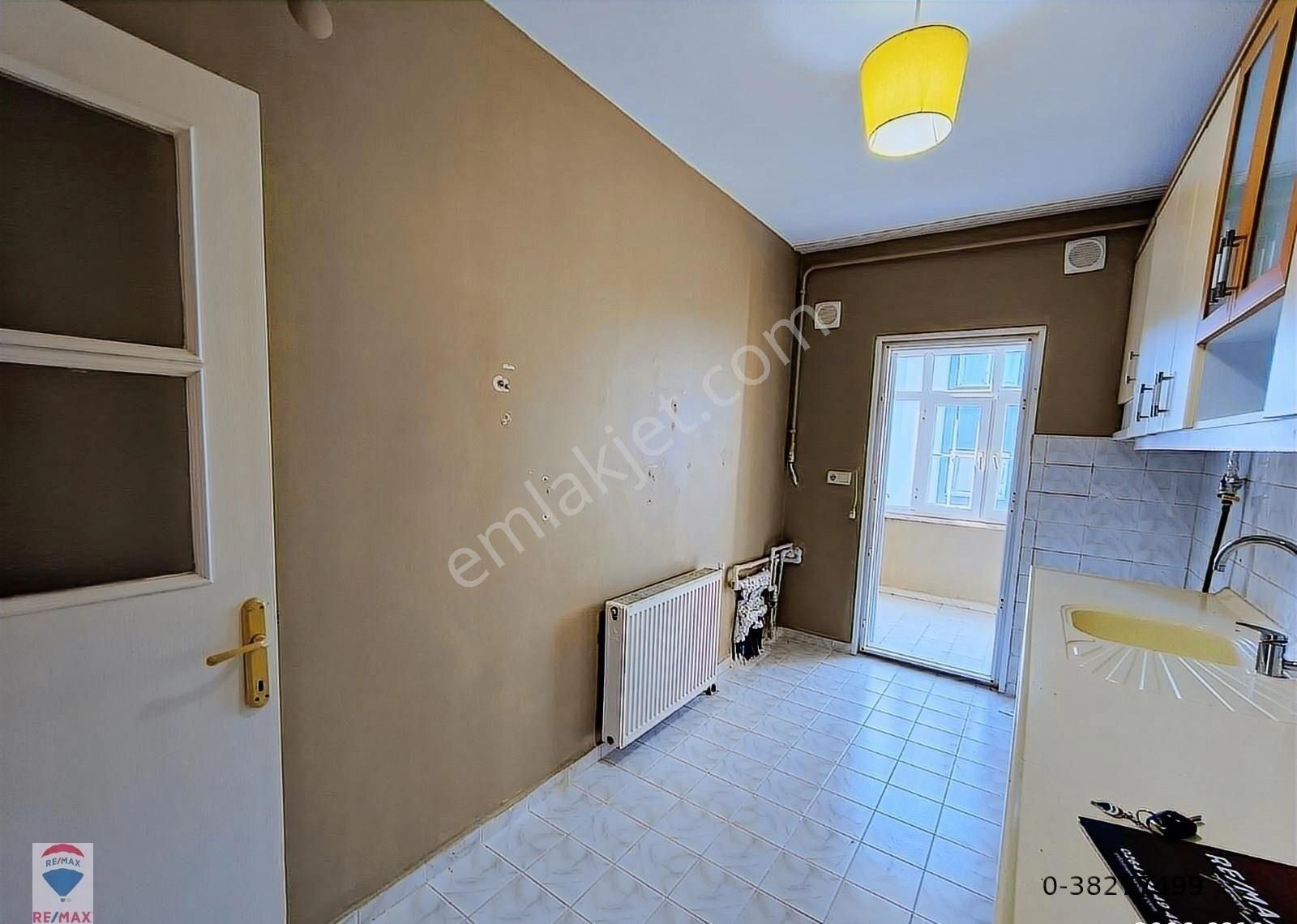 Remax Hür Fatma Yıldız Dan Korucuk Merkezde Kiralık 3+1 - Görsel 41