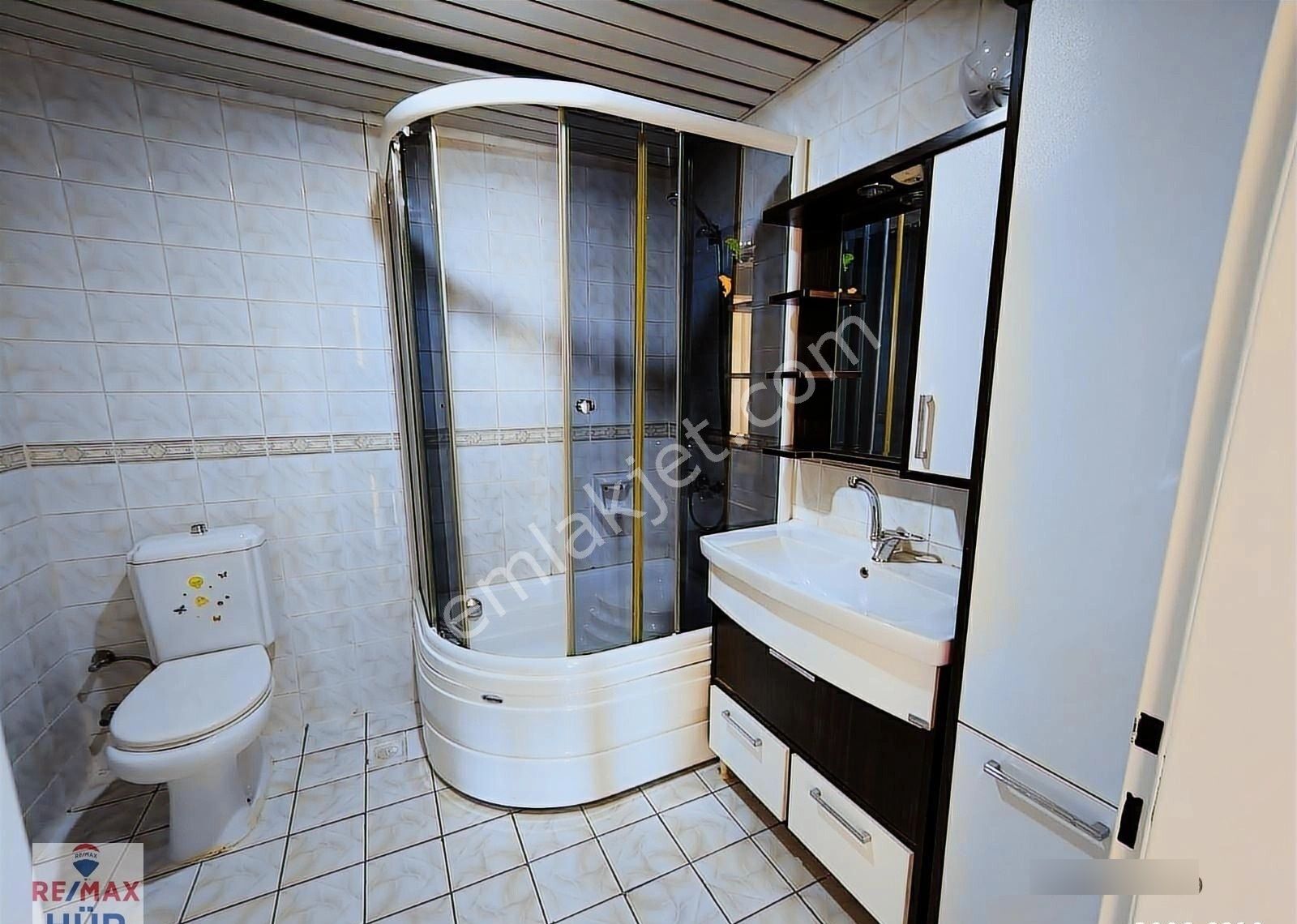 Remax Hür Fatma Yıldız Dan Korucuk Merkezde Kiralık 3+1 - Görsel 30