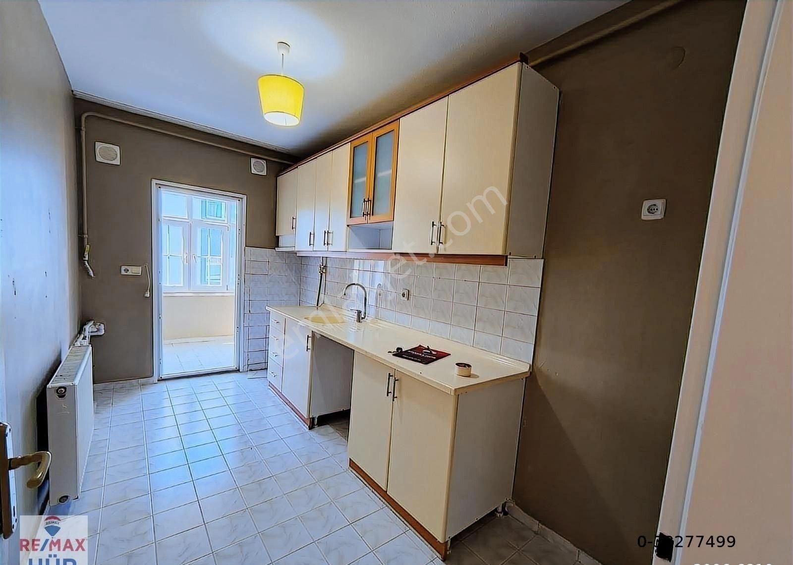 Remax Hür Fatma Yıldız Dan Korucuk Merkezde Kiralık 3+1 - Görsel 28