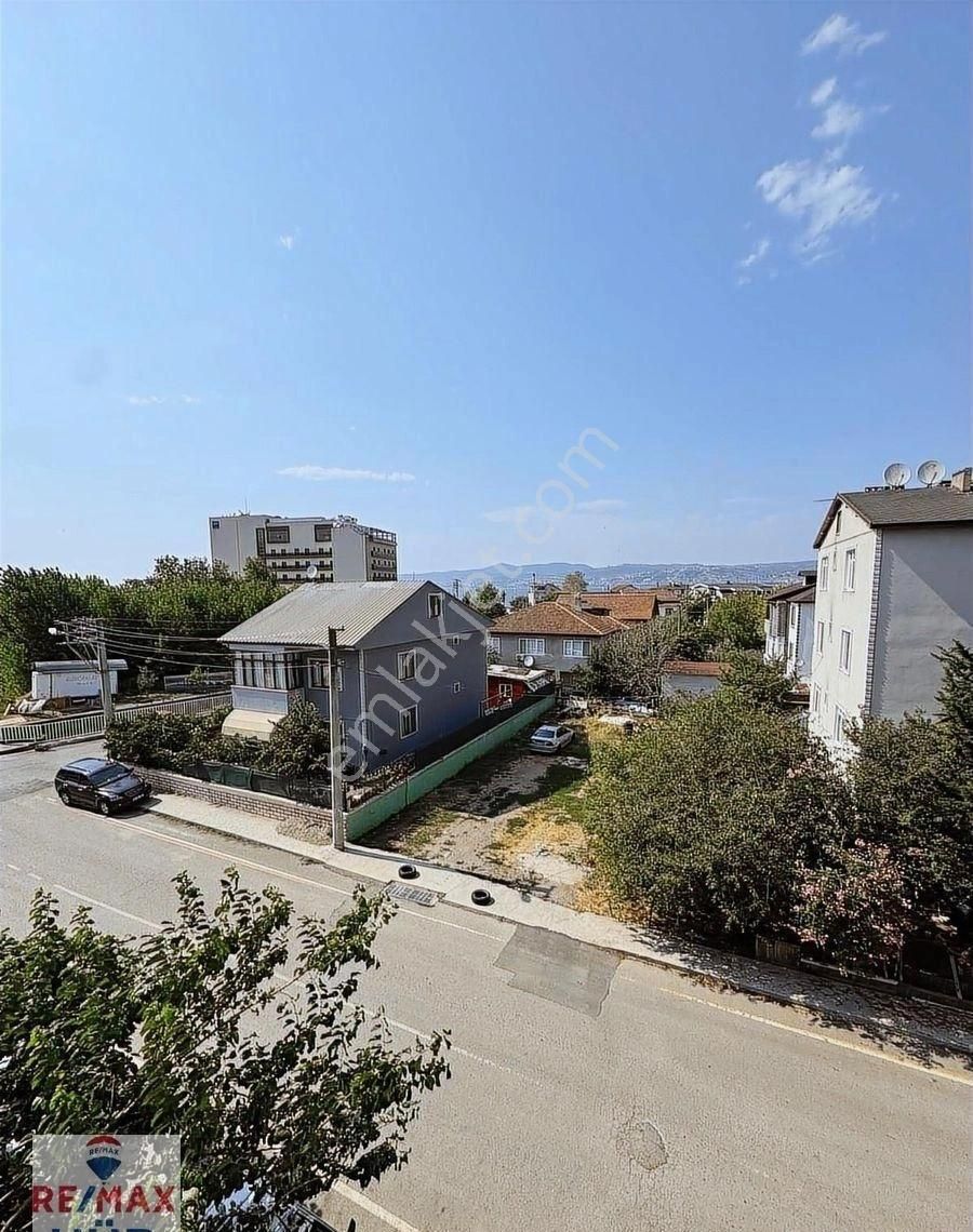 Başiskele Deniz Manzaralı Sahil Yakını 3+1 Satılık Daire - Görsel 12