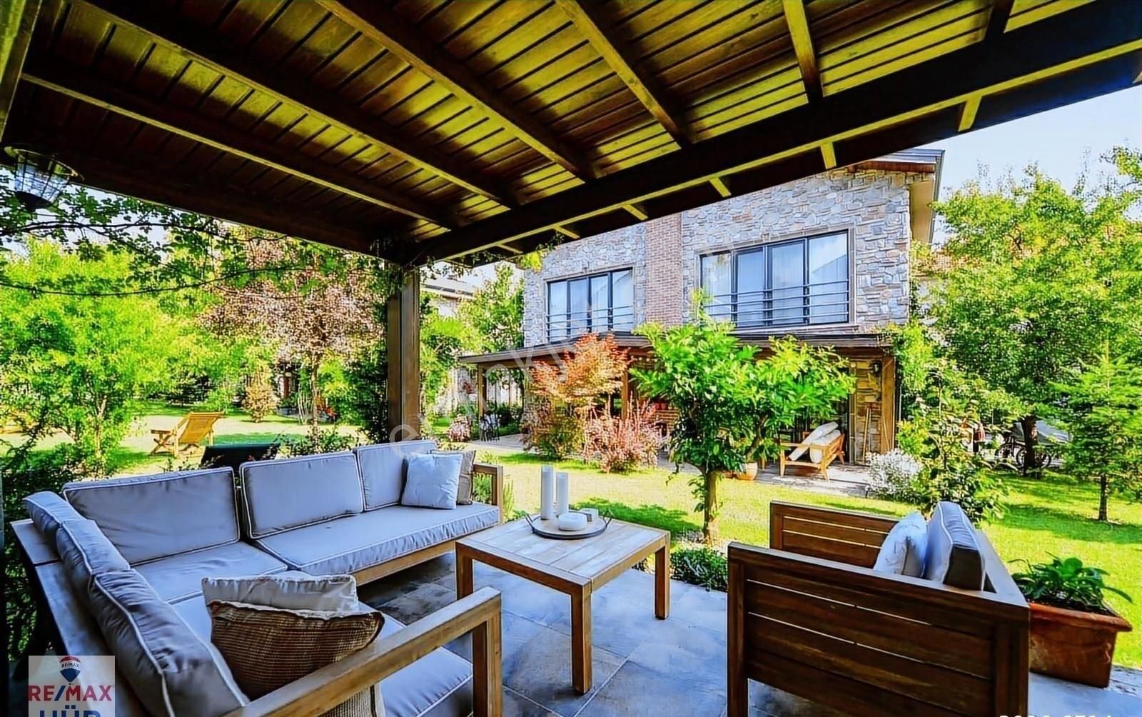 Remax Gamze Topçu'dan Kırkpınar'da Site İçerisinde Lüks Villa - Görsel 2