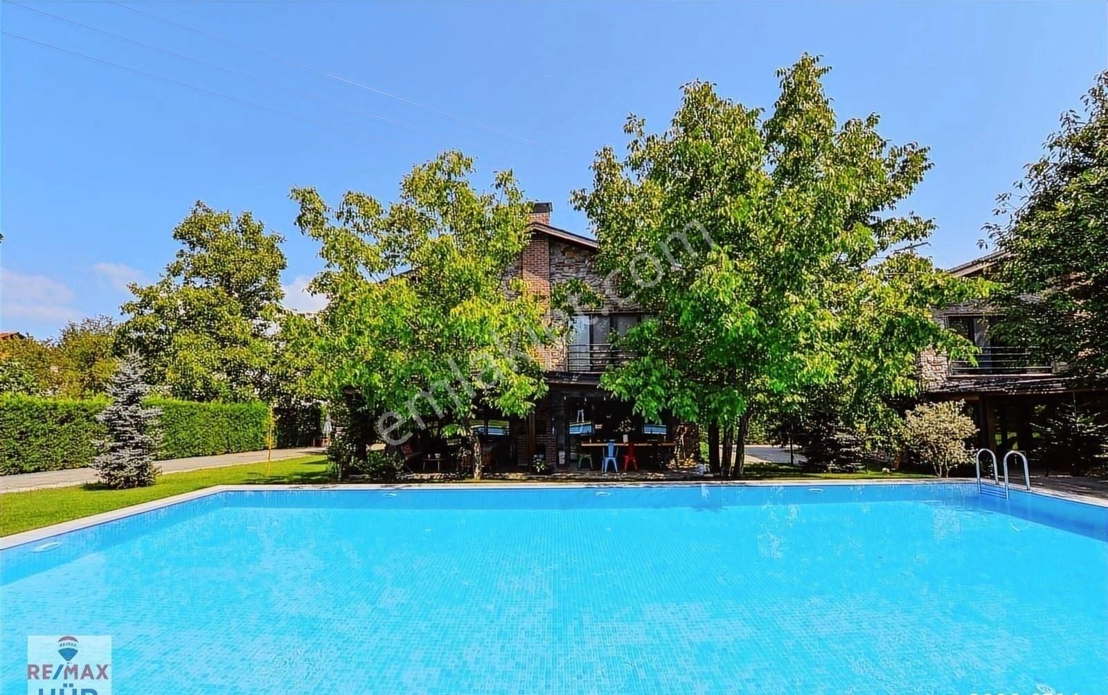 Remax Gamze Topçu'dan Kırkpınar'da Site İçerisinde Lüks Villa - Görsel 21