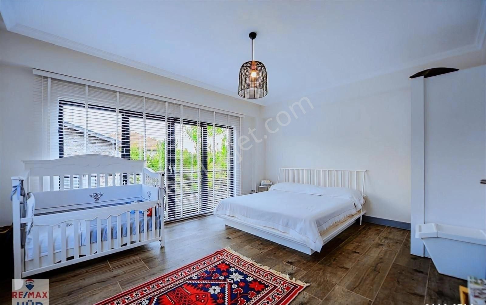 Remax Gamze Topçu'dan Kırkpınar'da Site İçerisinde Lüks Villa - Görsel 8