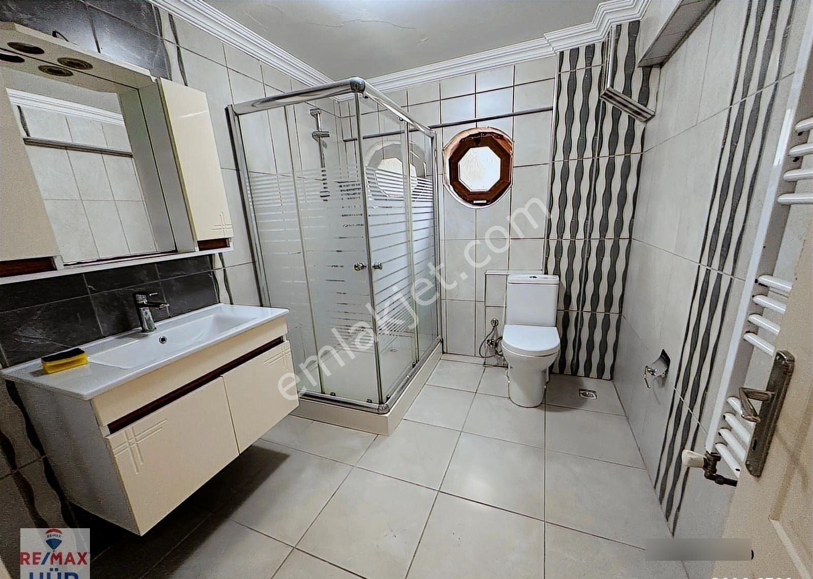 Tekeler Kiralık Ekonomik Daire 3+1 Zemin Kat (bahçeli) - Görsel 3